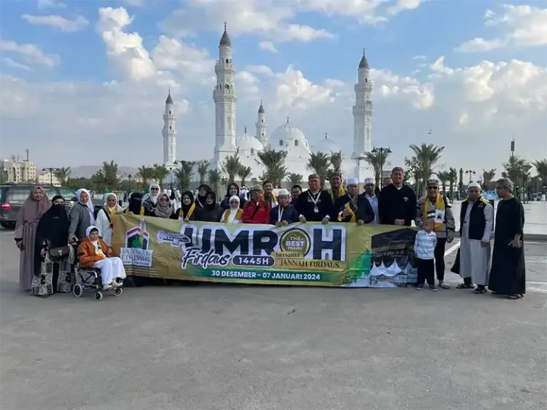 Travel umroh dan haji Jannah Firdaus